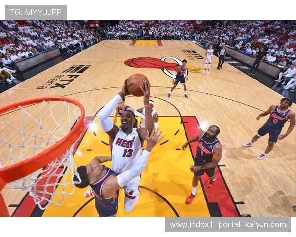 魔术十八次失误暴露进攻组织问题 勇士防守策略控制比赛节奏 魔术十八次失误暴露进攻组织问题 勇士防守策略控制比赛节奏