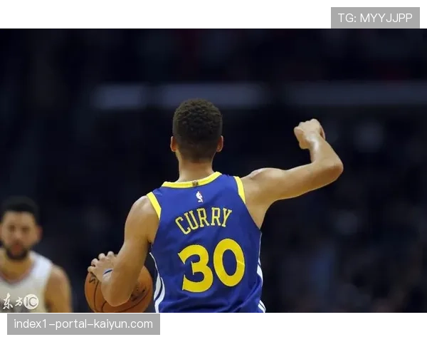 勇士简化进攻战术,第二组织点开发弥补格林策应能力下降